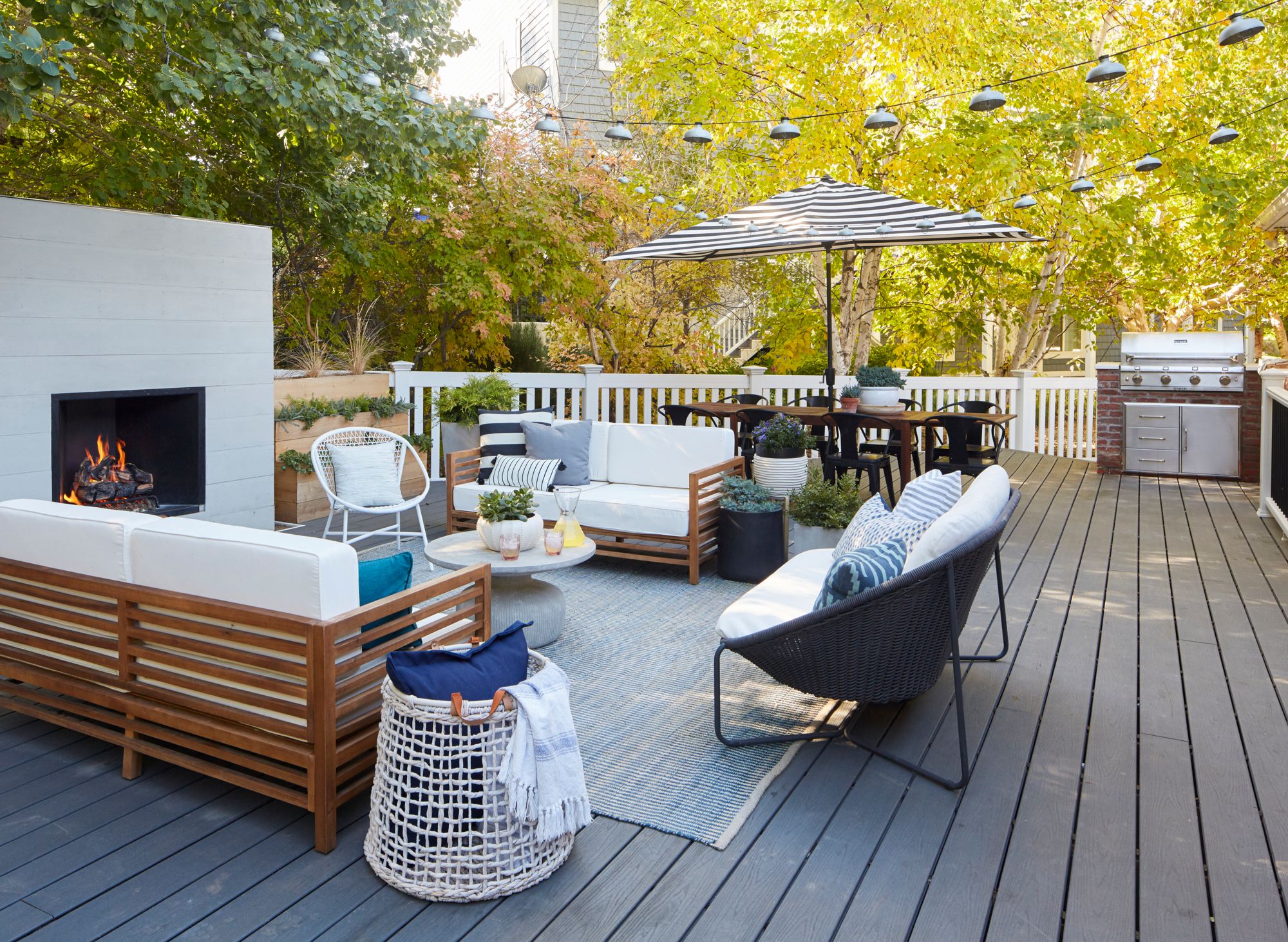 7 Dock Trends To Elevate Your Outdoor Space - Vermillion All Star Wash