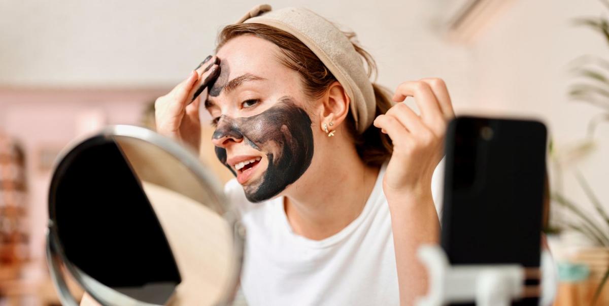 7 Best face masks for oily T-zone and dry cheeks - Kings Plate Catering